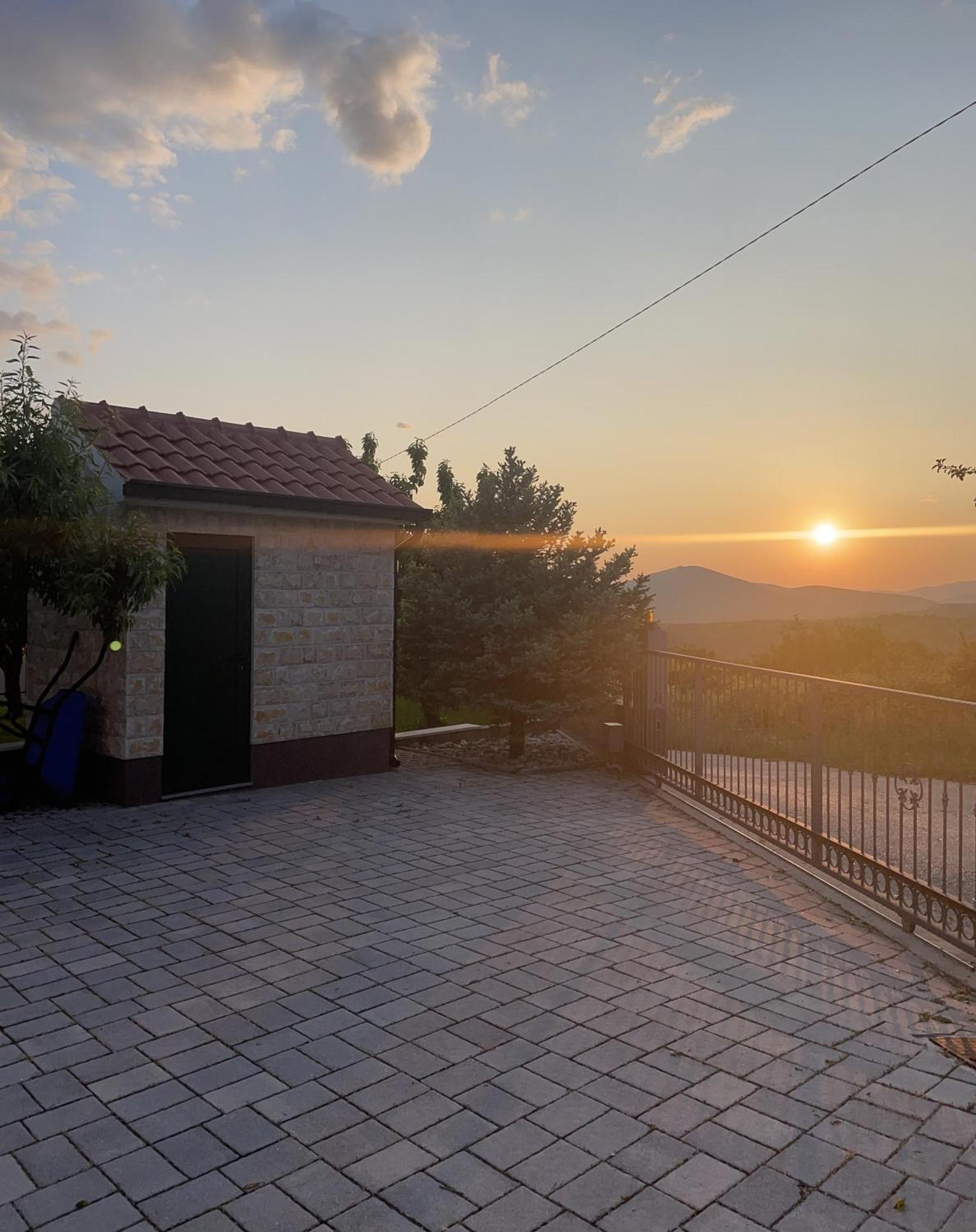 Villa Duje Trilj Buitenkant foto
